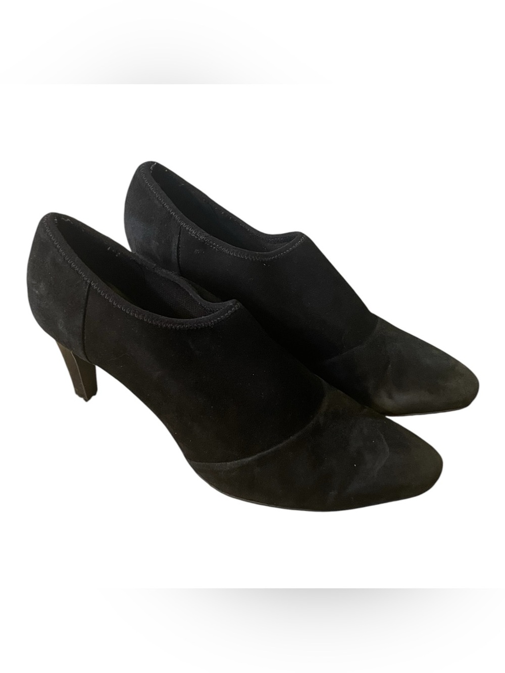 H8- Ecco size 40 suede heels shoes